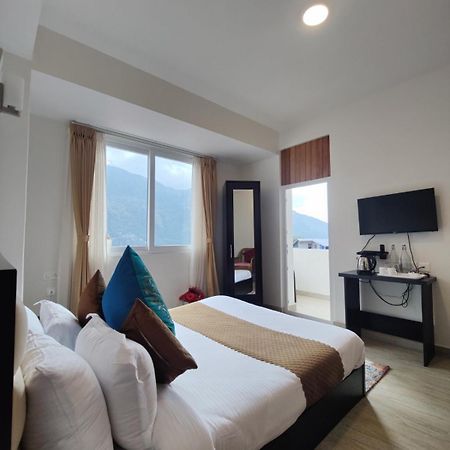 Maplewood Hotel & Spa Gangtok Exterior foto