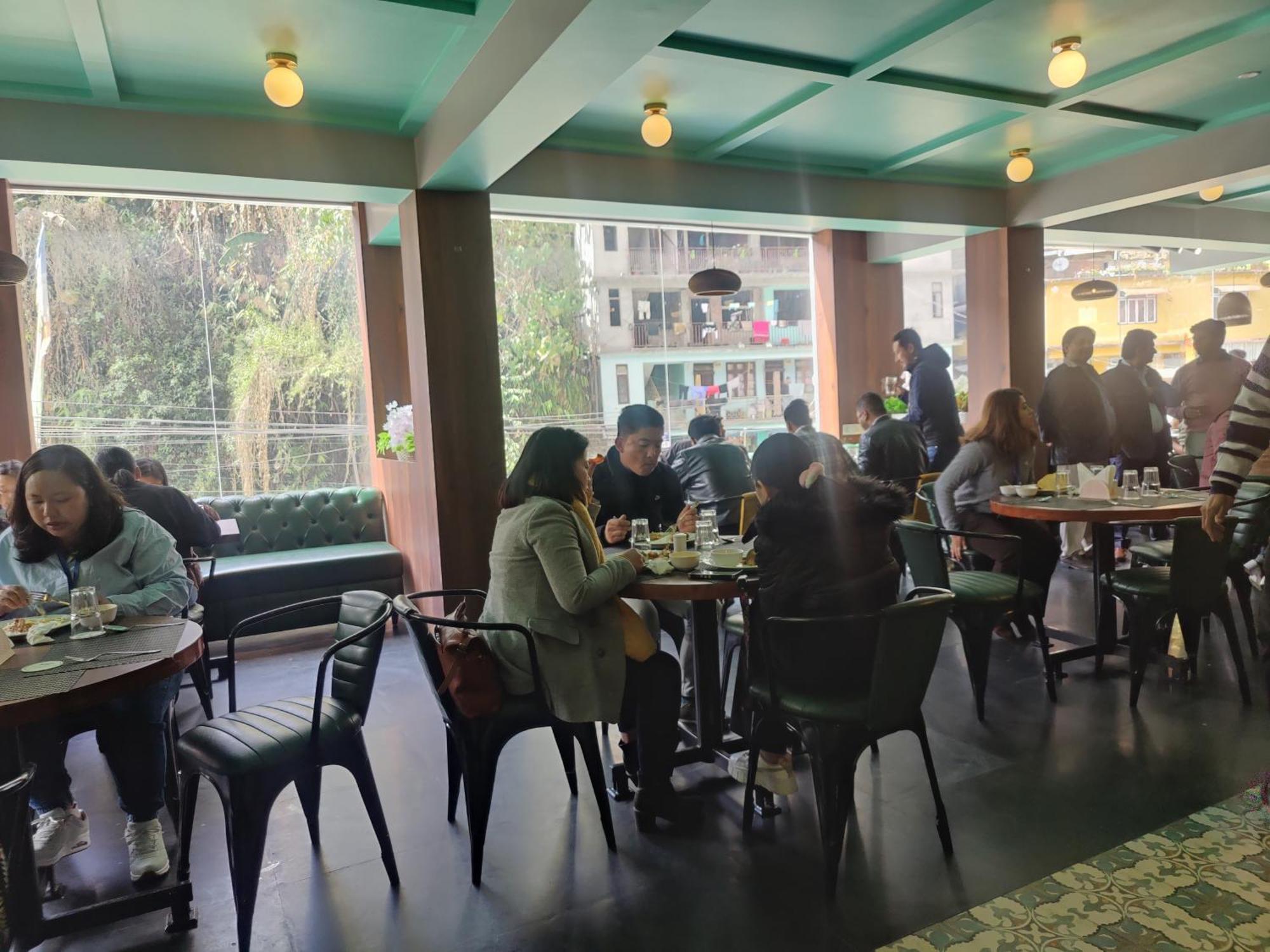 Maplewood Hotel & Spa Gangtok Exterior foto