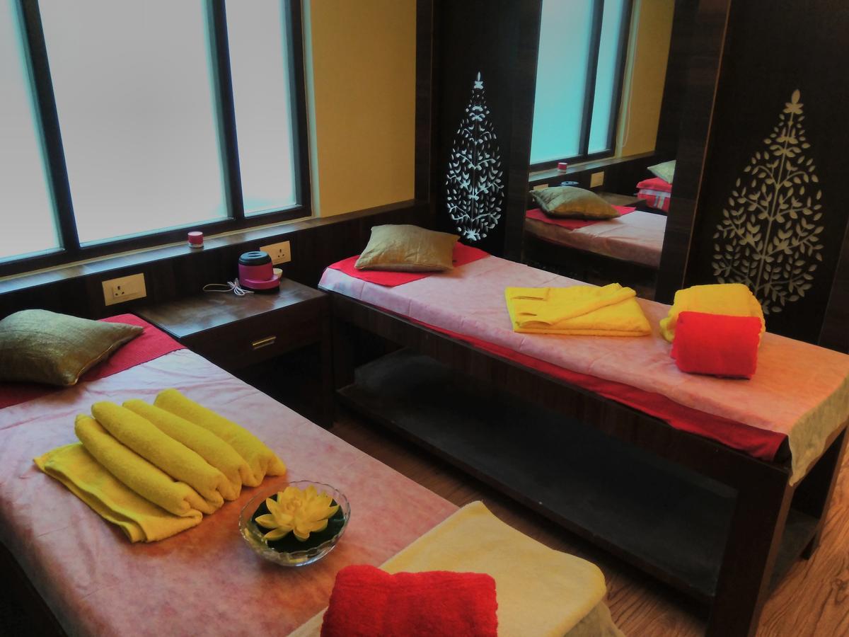Maplewood Hotel & Spa Gangtok Exterior foto