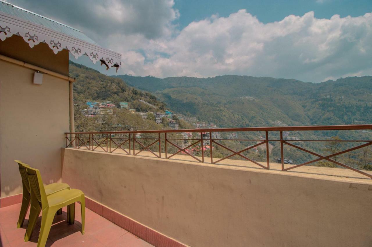 Maplewood Hotel & Spa Gangtok Exterior foto